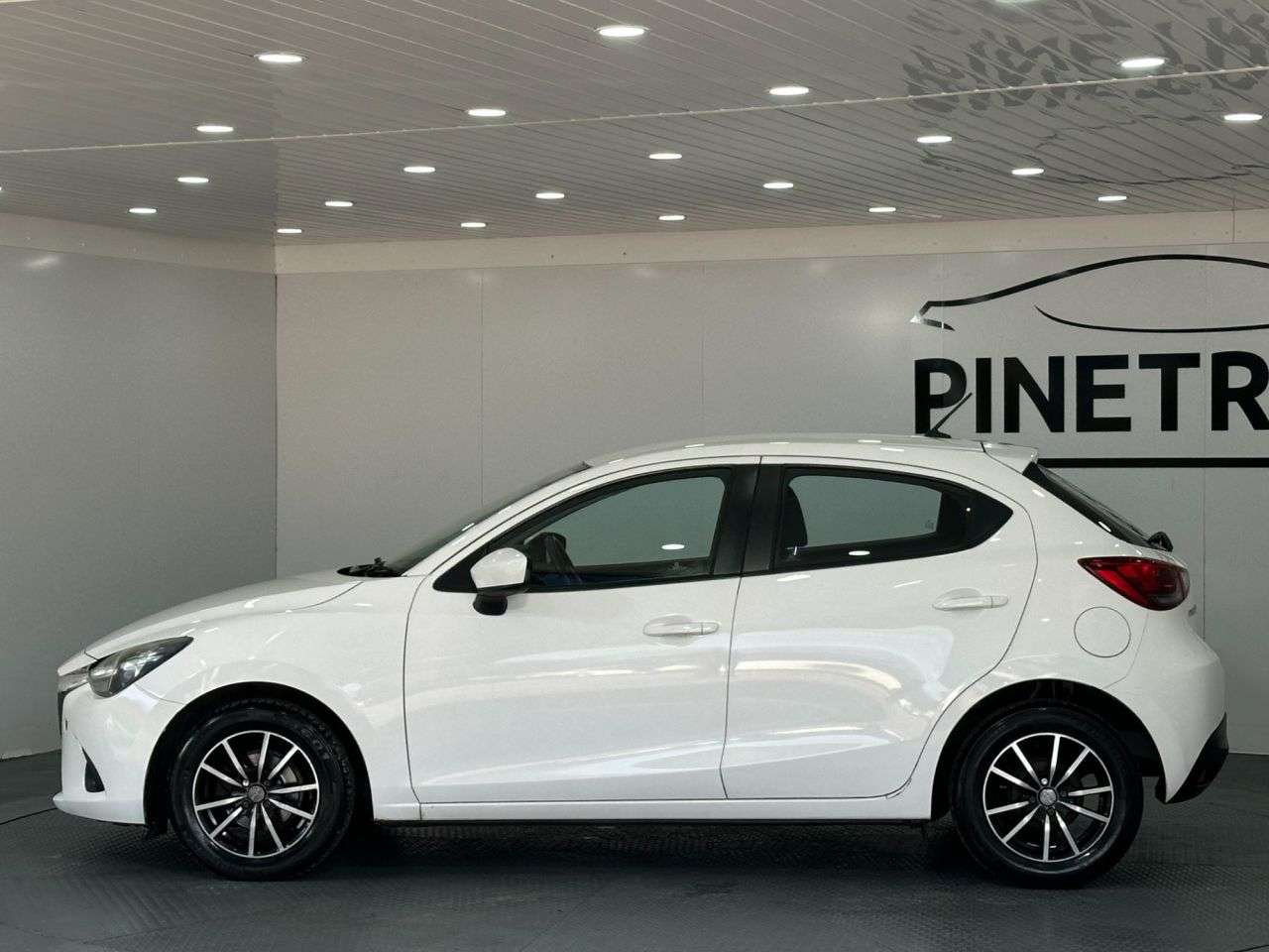 2015 MAZDA MAZDA2 2015 MAZDA MAZDA2