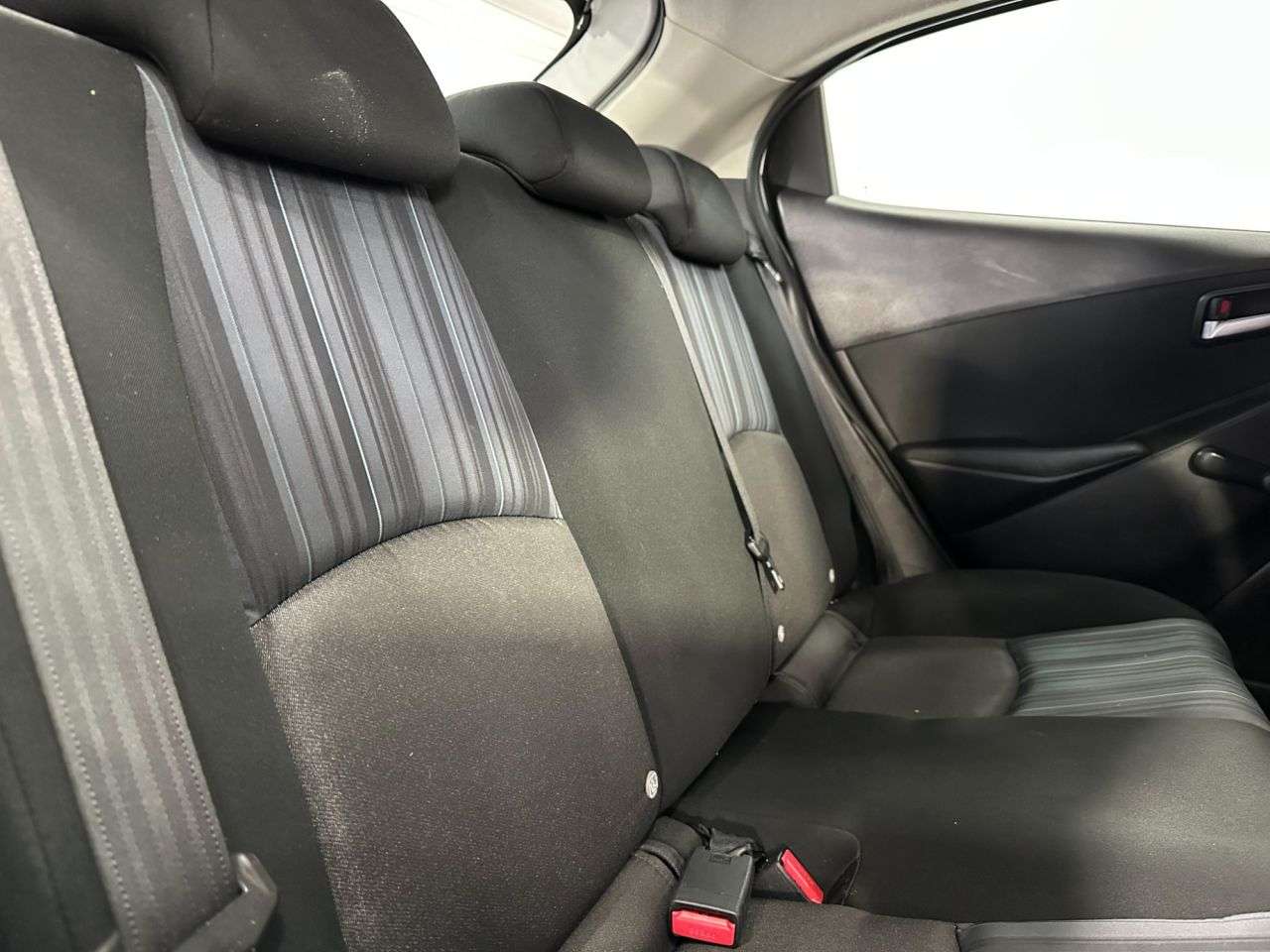 2015 MAZDA MAZDA2 2015 MAZDA MAZDA2