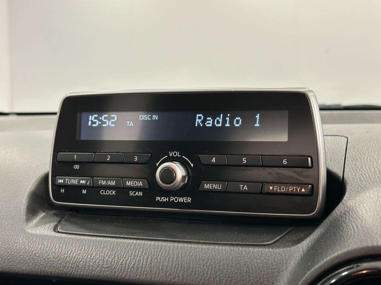 2015 MAZDA MAZDA2 2015 MAZDA MAZDA2