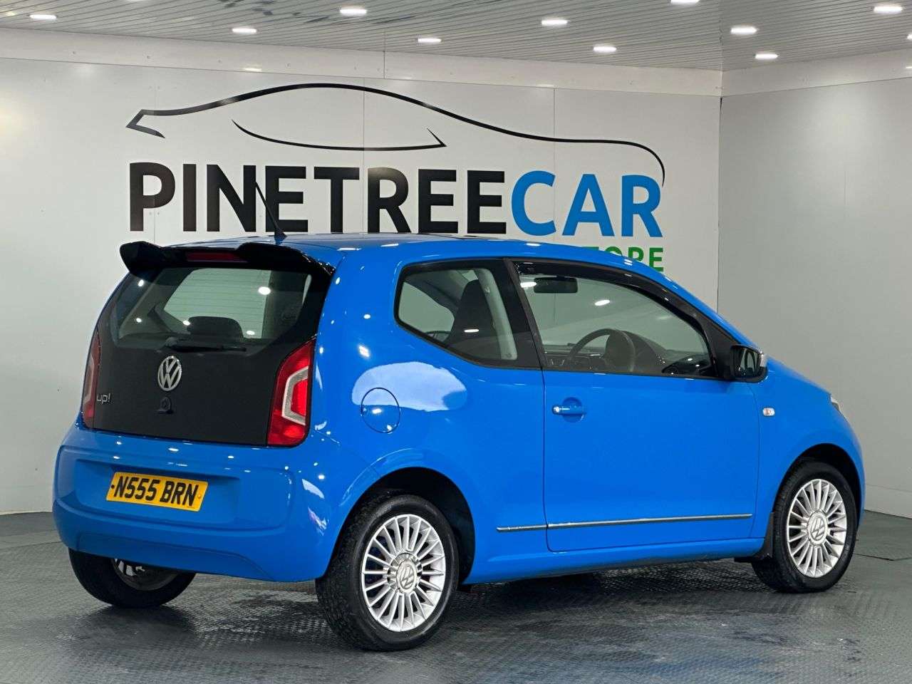 2015 VOLKSWAGEN UP! 2015 VOLKSWAGEN UP!