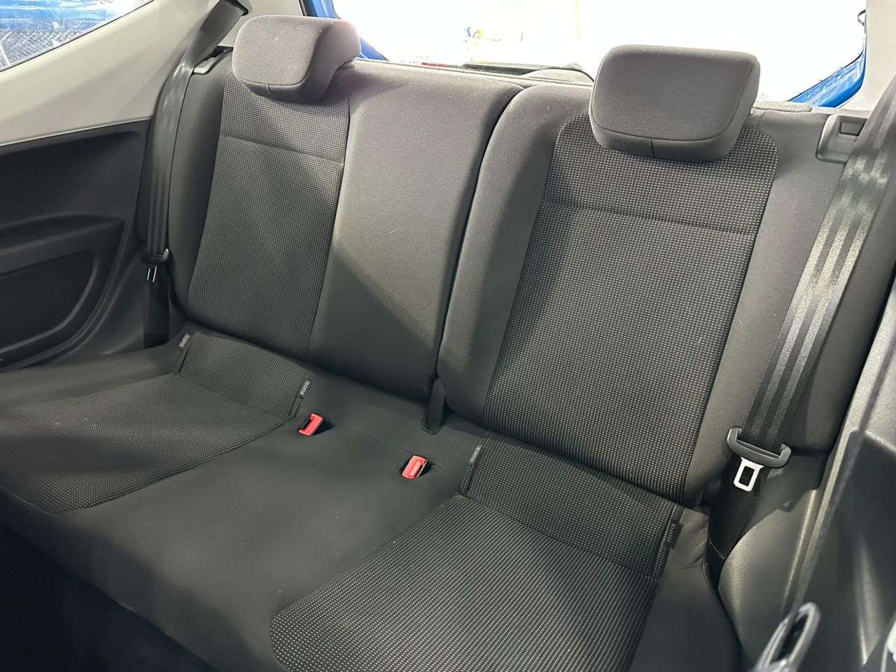 2015 VOLKSWAGEN UP! 2015 VOLKSWAGEN UP!