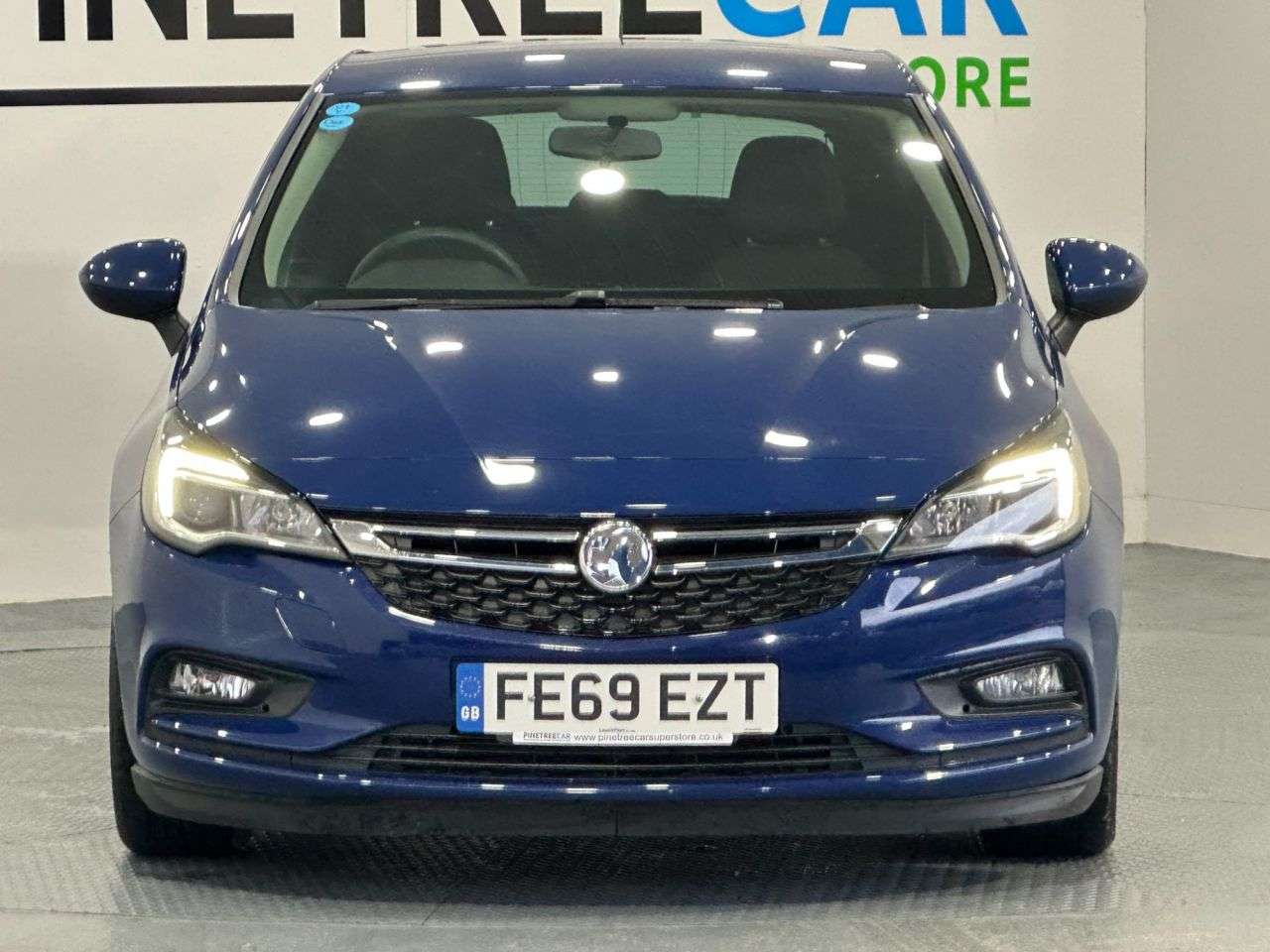 A 2019 VAUXHALL ASTRA 1.6 CDTi ecoTEC BlueInjection Design Hatchback 5dr Diesel Manual Euro 6 (s/ A 2019 VAUXHALL ASTRA 1.6 CDTi ecoTEC BlueInjection Design Hatchback 5dr Diesel Manual Euro 6 (s/