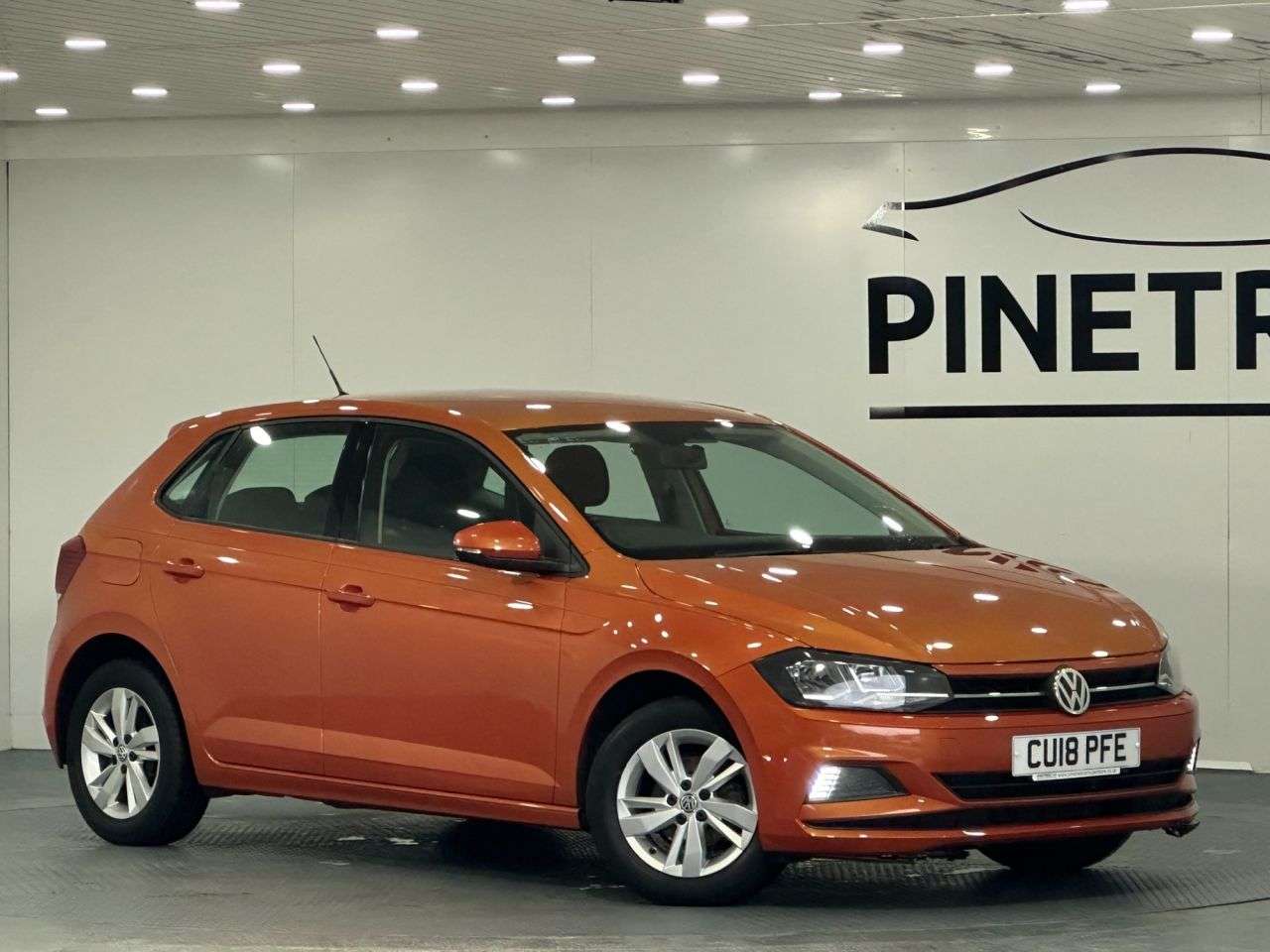 A 2018 VOLKSWAGEN POLO 1.0 TSI SE Hatchback 5dr Petrol Manual Euro 6 (s/s) (95 ps) A 2018 VOLKSWAGEN POLO 1.0 TSI SE Hatchback 5dr Petrol Manual Euro 6 (s/s) (95 ps)