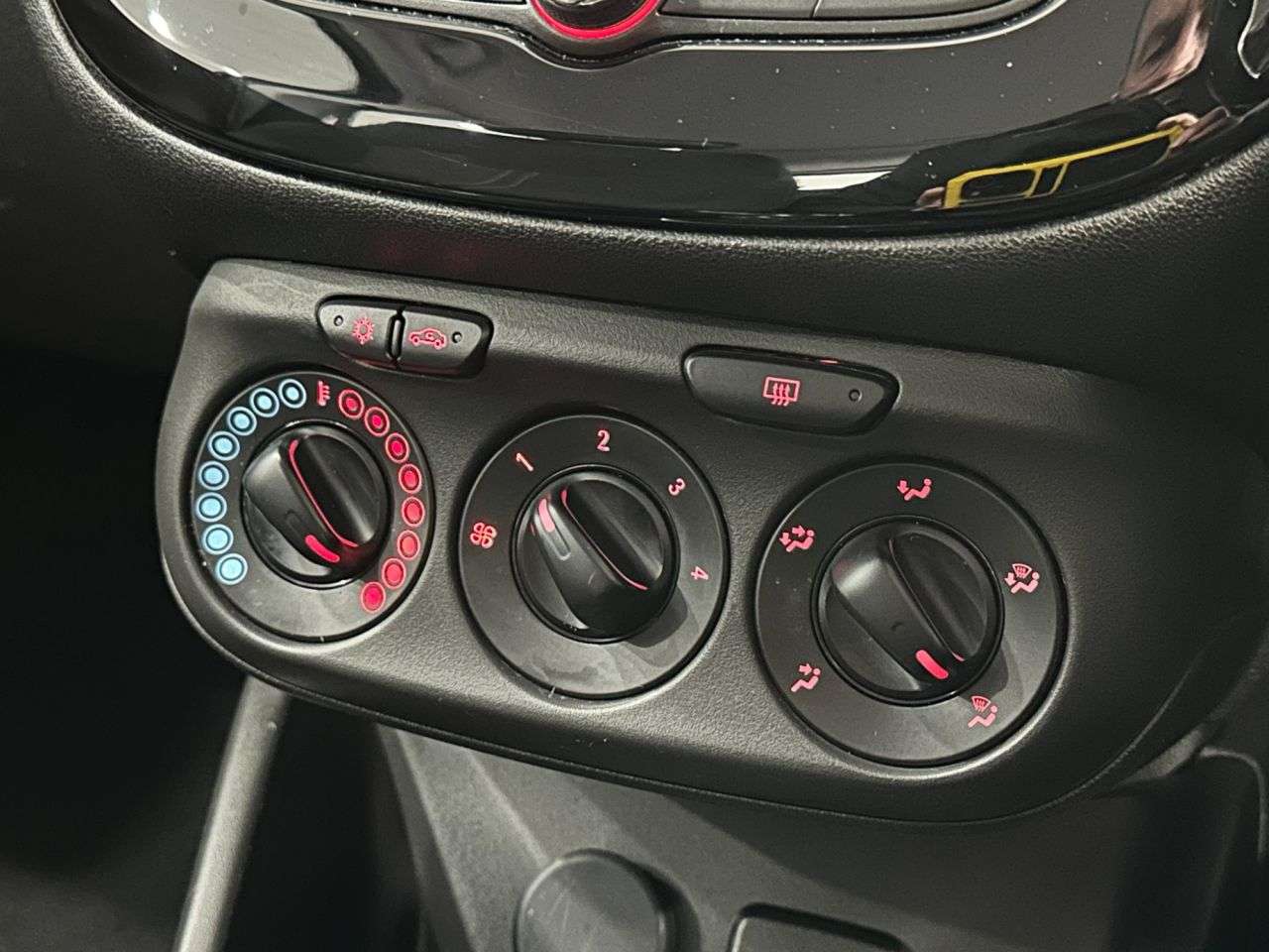 2016 VAUXHALL CORSA 2016 VAUXHALL CORSA