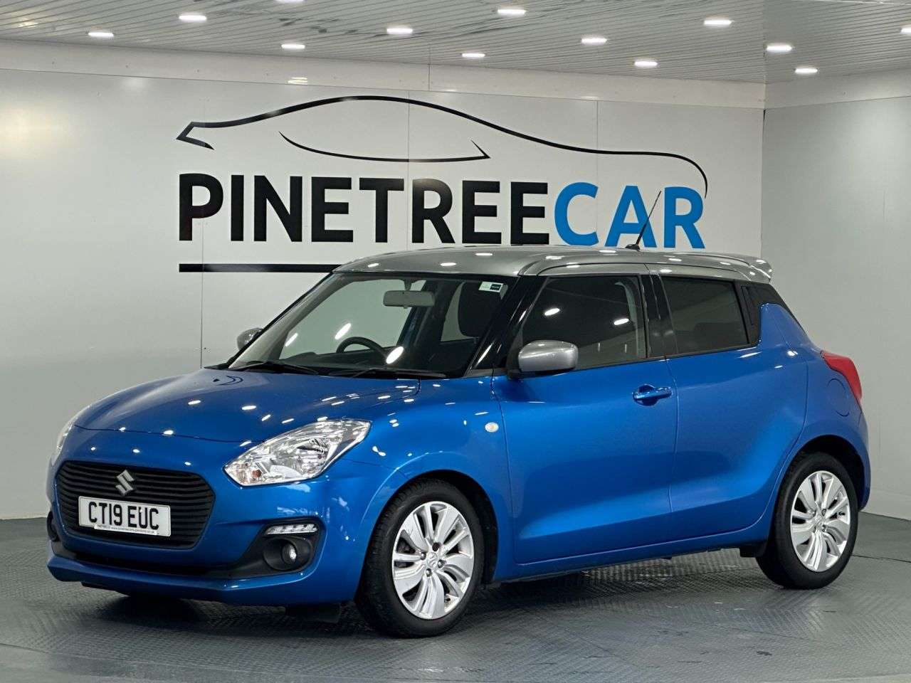 A 2019 SUZUKI SWIFT 1.0 Boosterjet GPF SZ-T Hatchback 5dr Petrol Manual Euro 6 (111 ps) A 2019 SUZUKI SWIFT 1.0 Boosterjet GPF SZ-T Hatchback 5dr Petrol Manual Euro 6 (111 ps)