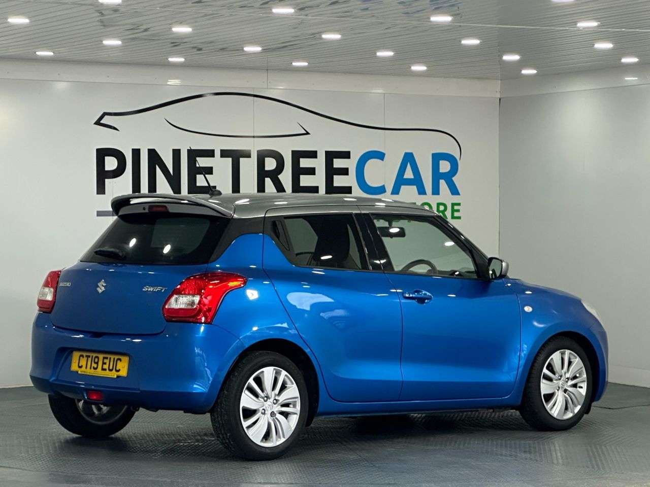 2019 SUZUKI SWIFT 2019 SUZUKI SWIFT