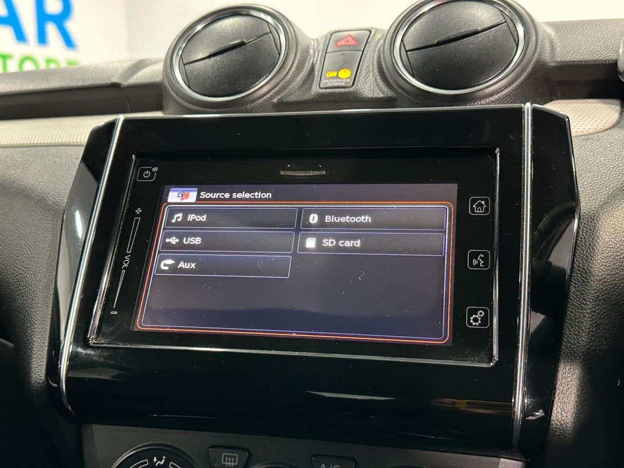 2019 SUZUKI SWIFT 2019 SUZUKI SWIFT