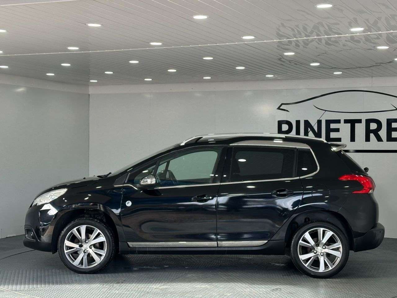 2015 PEUGEOT 2008 2015 PEUGEOT 2008