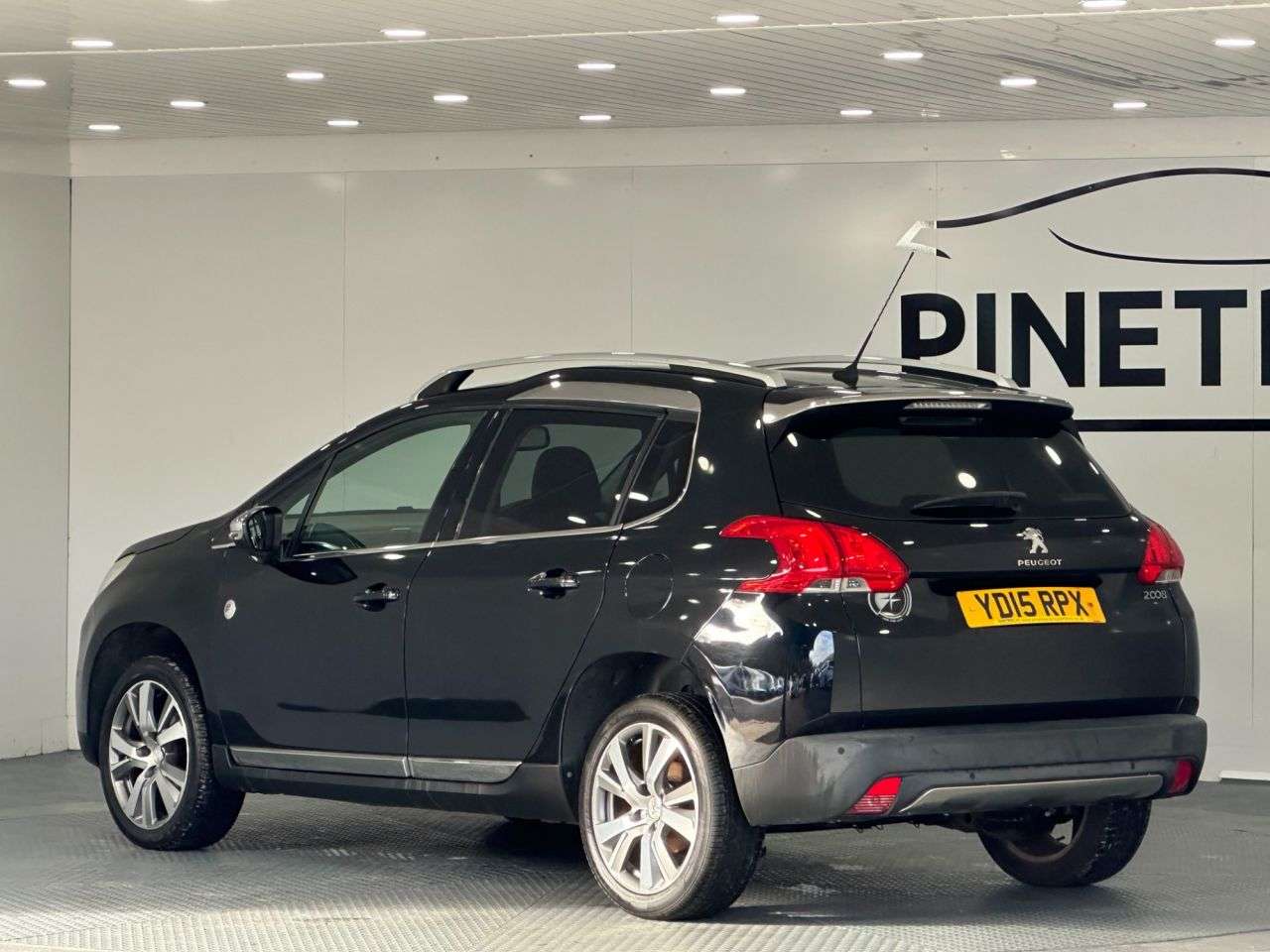 2015 PEUGEOT 2008 2015 PEUGEOT 2008