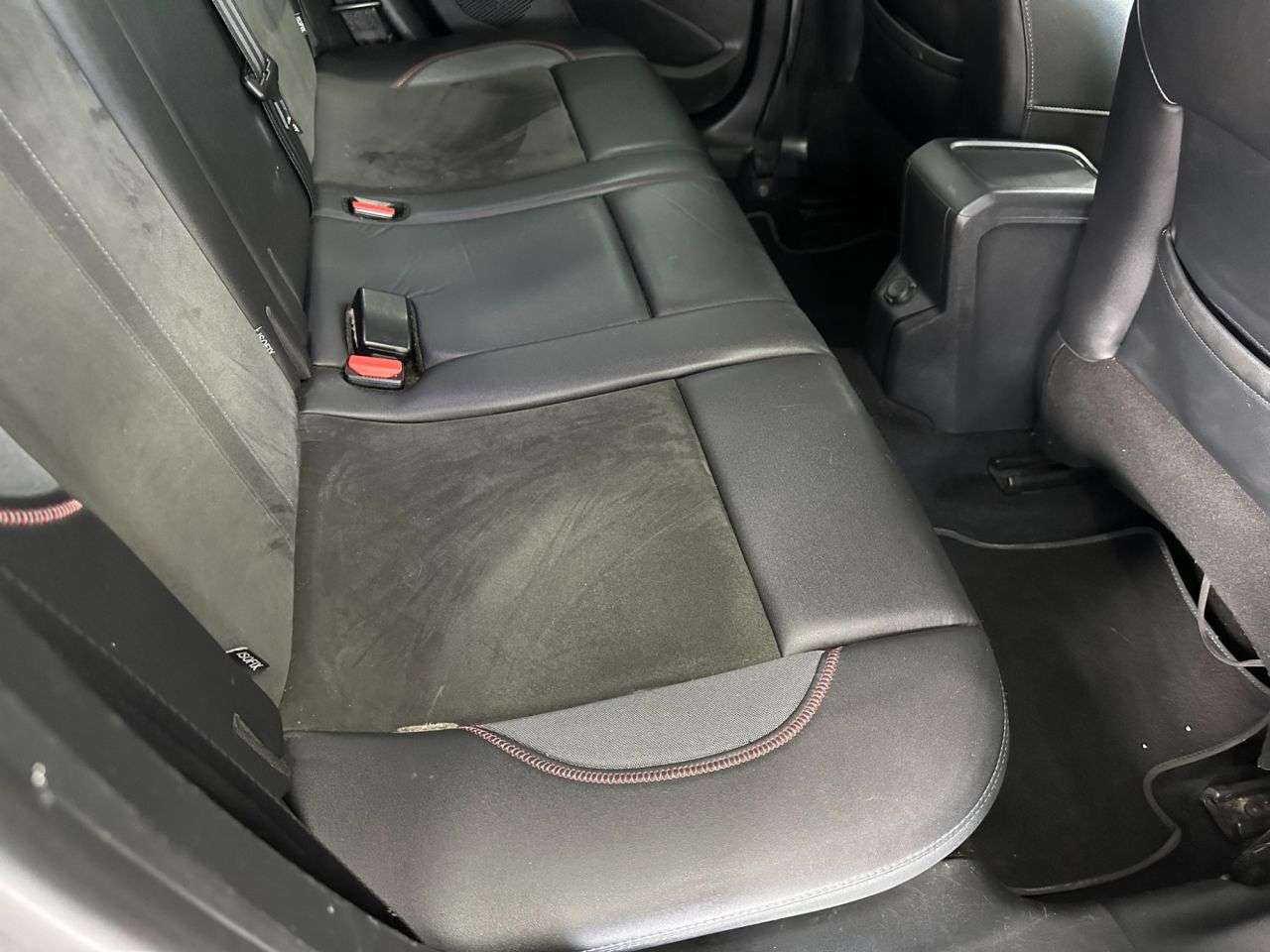 2015 PEUGEOT 2008 2015 PEUGEOT 2008