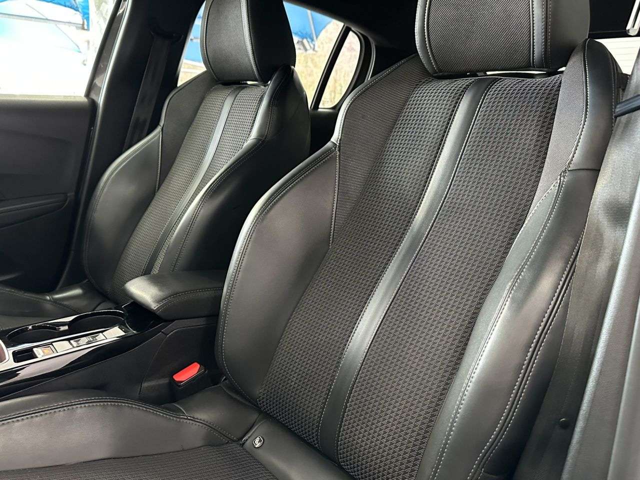 2022 PEUGEOT 208 2022 PEUGEOT 208