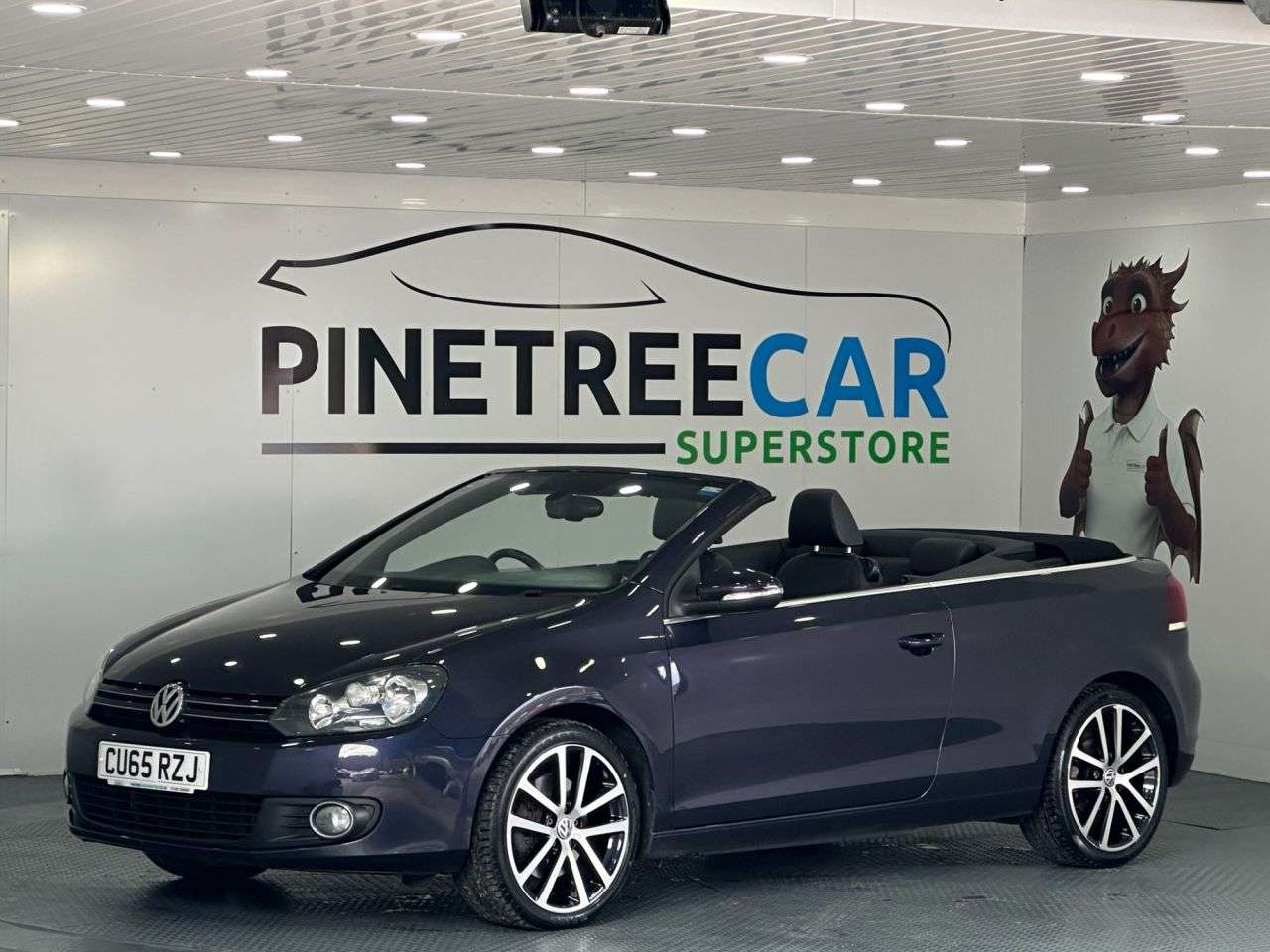A 2015 VOLKSWAGEN GOLF 2.0 TDI BlueMotion Tech GT Cabriolet 2dr Diesel Manual Euro 5 (s/s) (140 ps A 2015 VOLKSWAGEN GOLF 2.0 TDI BlueMotion Tech GT Cabriolet 2dr Diesel Manual Euro 5 (s/s) (140 ps