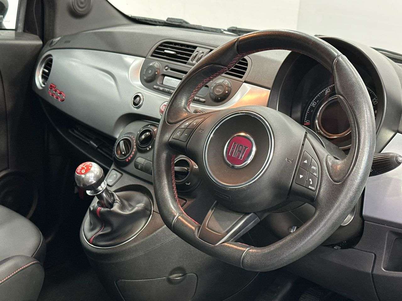 2013 FIAT 500 2013 FIAT 500