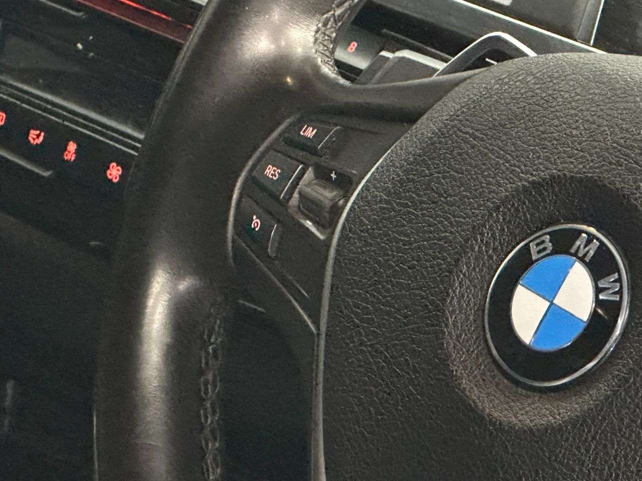 2017 BMW 3 SERIES 2017 BMW 3 SERIES