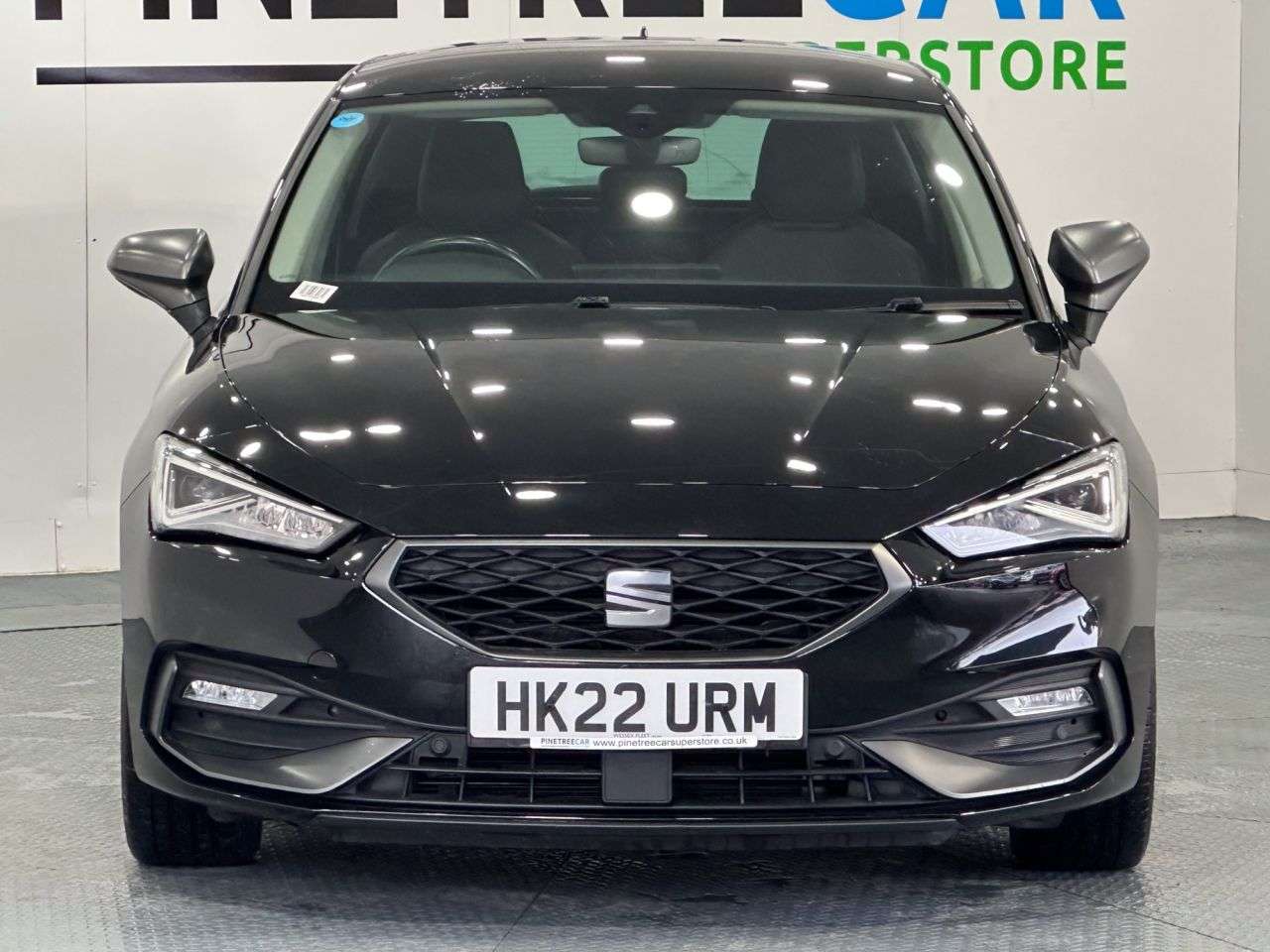 A 2022 SEAT LEON 1.5 TSI EVO FR Hatchback 5dr Petrol Manual Euro 6 (s/s) (130 ps) A 2022 SEAT LEON 1.5 TSI EVO FR Hatchback 5dr Petrol Manual Euro 6 (s/s) (130 ps)