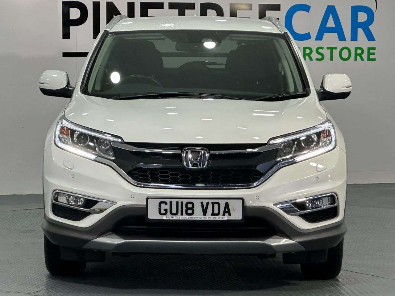 A 2018 HONDA CR-V 1.6 i-DTEC SR SUV 5dr Diesel Auto 4WD Euro 6 (160 ps) A 2018 HONDA CR-V 1.6 i-DTEC SR SUV 5dr Diesel Auto 4WD Euro 6 (160 ps)