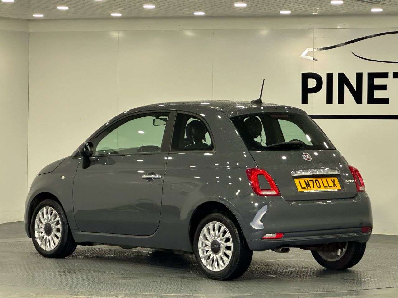 2021 FIAT 500 2021 FIAT 500