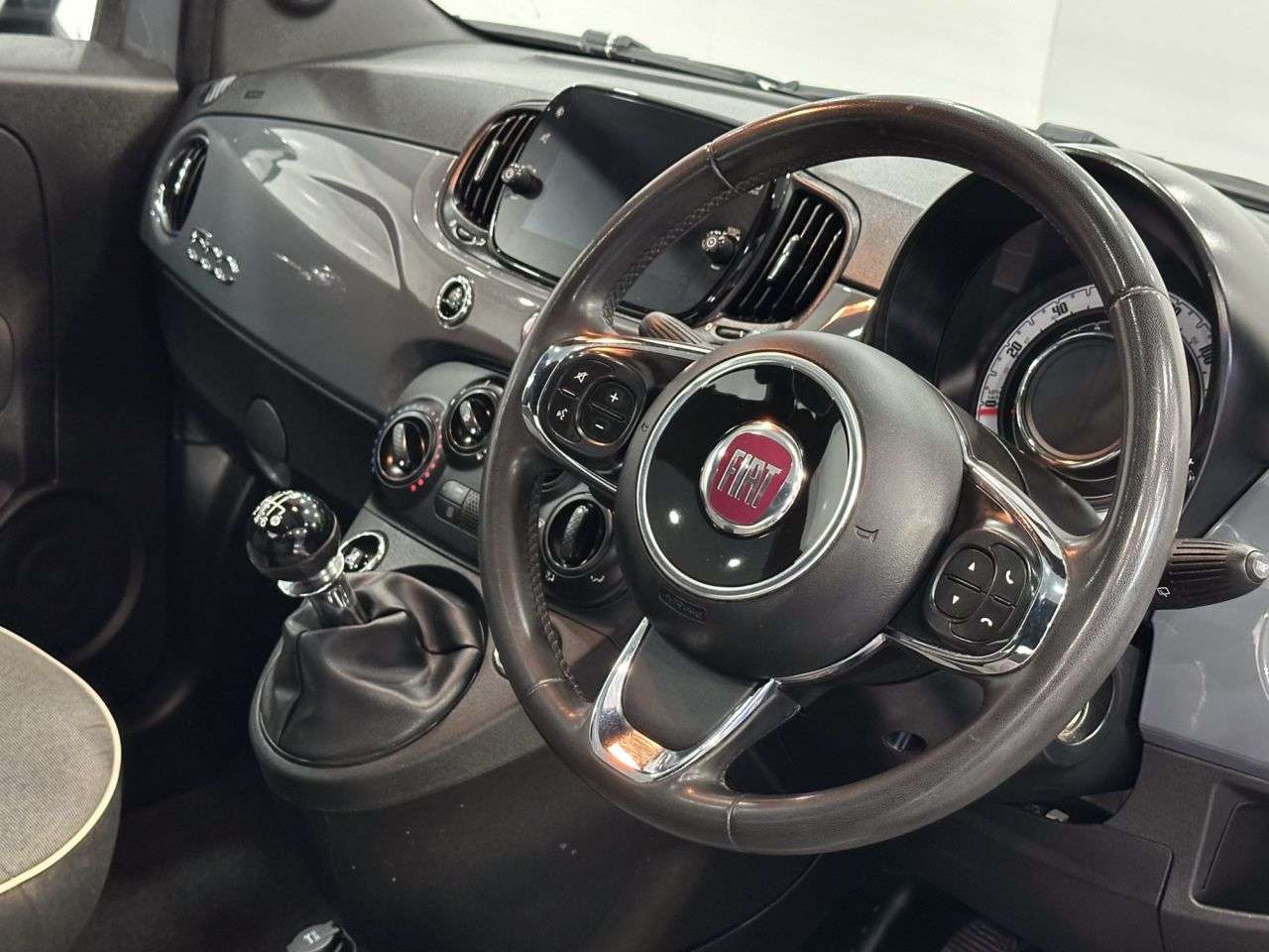 2021 FIAT 500 2021 FIAT 500