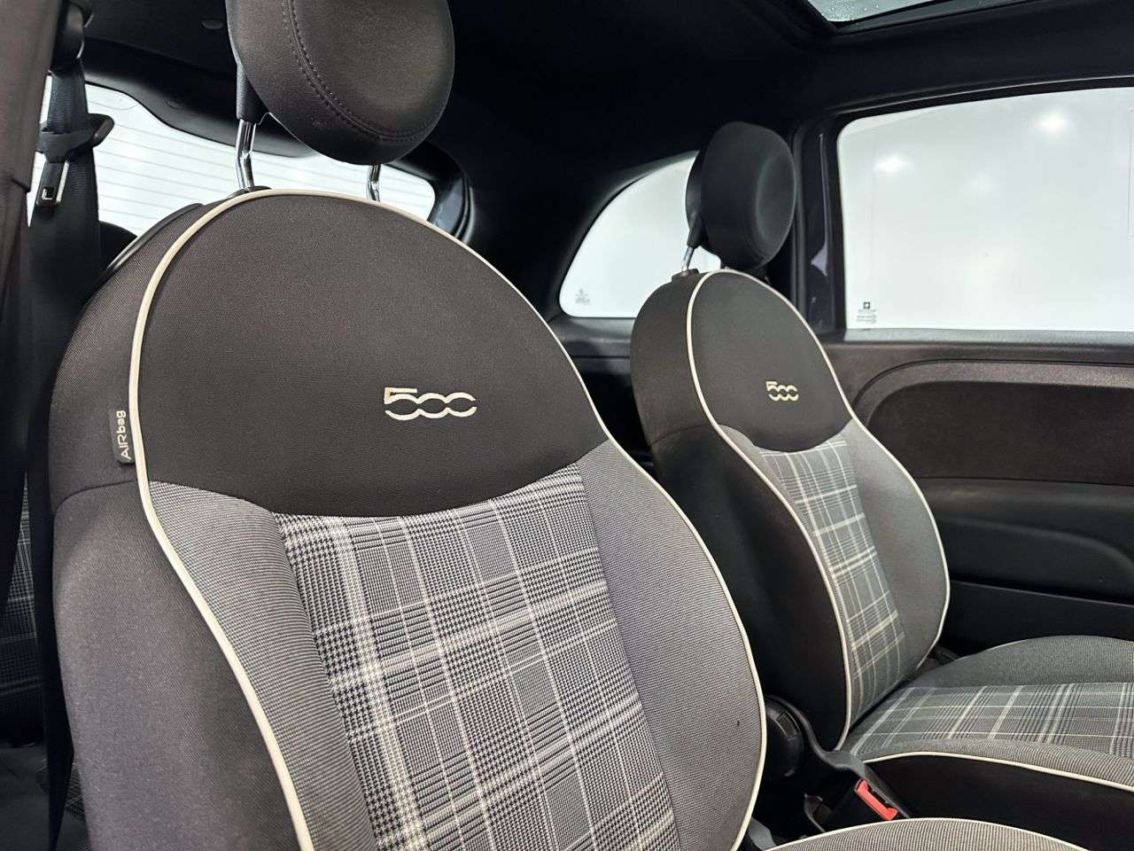 2021 FIAT 500 2021 FIAT 500