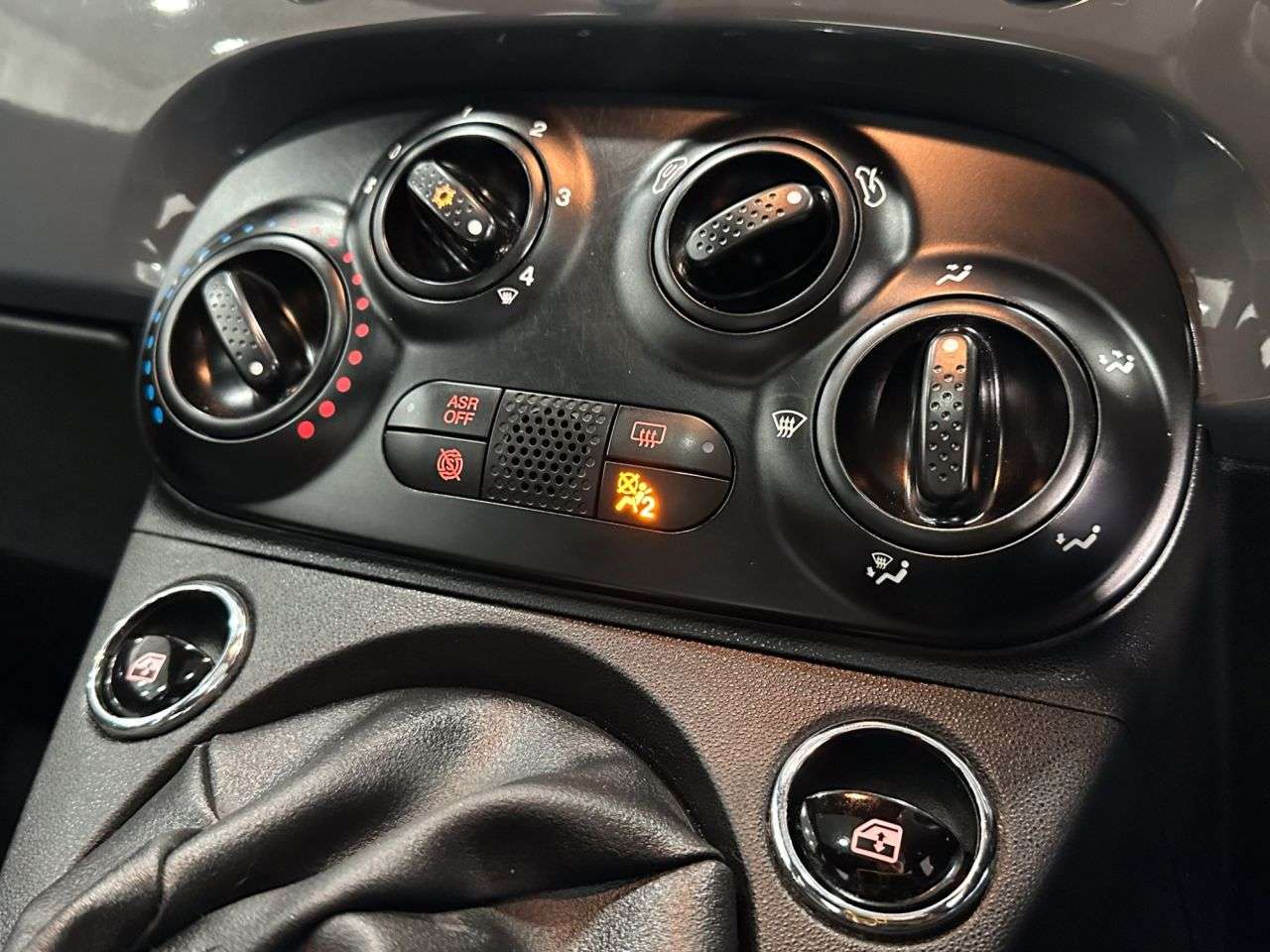 2021 FIAT 500 2021 FIAT 500