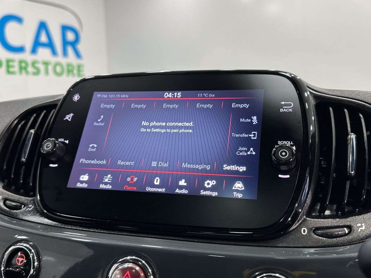 2021 FIAT 500 2021 FIAT 500