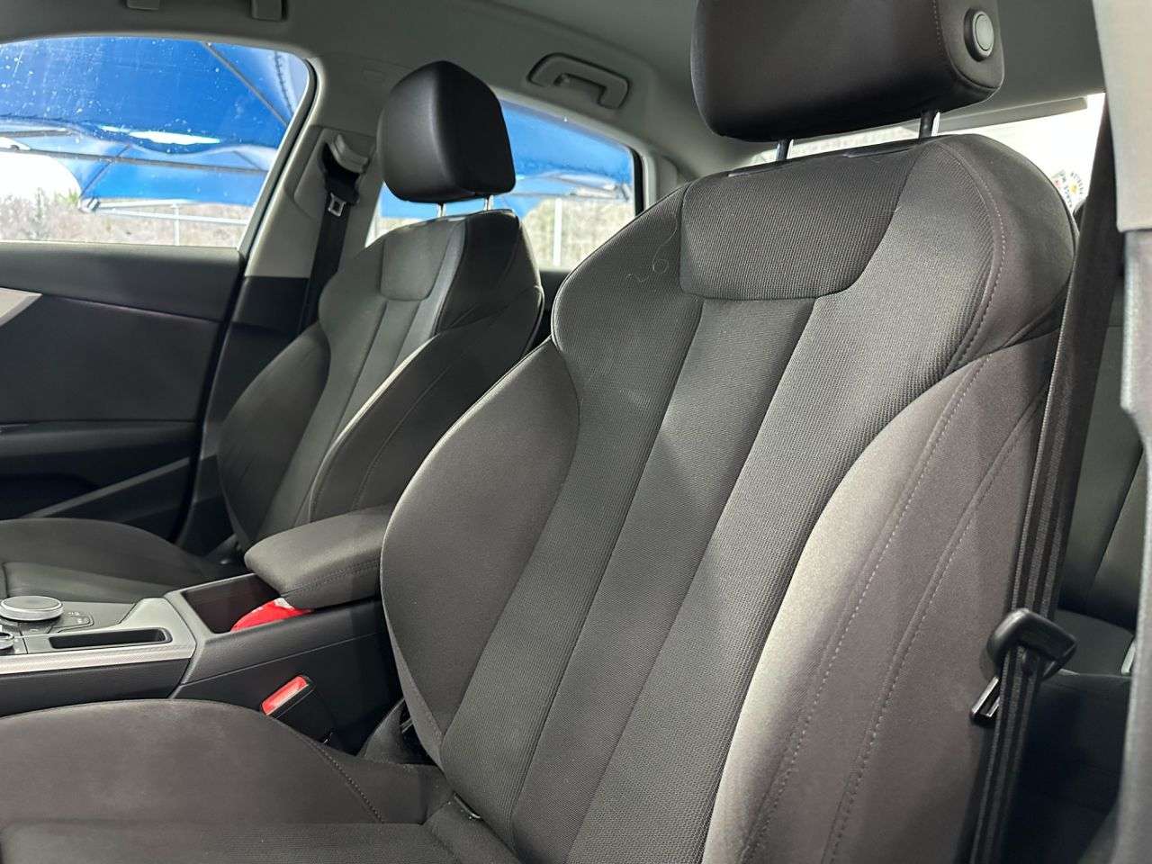 2017 AUDI A4 2017 AUDI A4