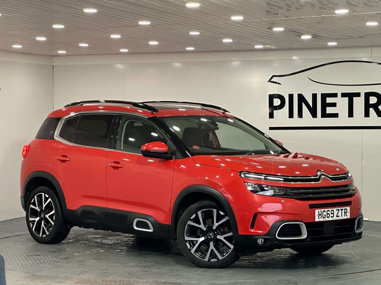 A 2019 CITROEN C5 AIRCROSS 1.5 BlueHDi Flair Plus SUV 5dr Diesel EAT8 Euro 6 (s/s) (130 ps) A 2019 CITROEN C5 AIRCROSS 1.5 BlueHDi Flair Plus SUV 5dr Diesel EAT8 Euro 6 (s/s) (130 ps)