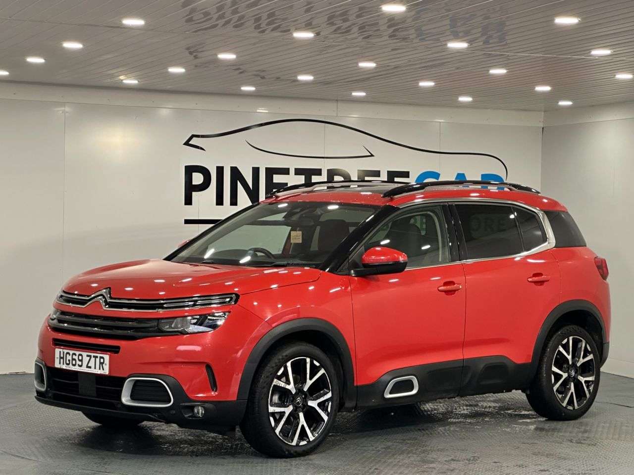 A 2019 CITROEN C5 AIRCROSS 1.5 BlueHDi Flair Plus SUV 5dr Diesel EAT8 Euro 6 (s/s) (130 ps) A 2019 CITROEN C5 AIRCROSS 1.5 BlueHDi Flair Plus SUV 5dr Diesel EAT8 Euro 6 (s/s) (130 ps)