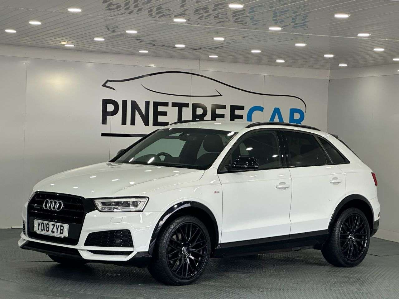 A 2018 AUDI Q3 2.0 TDI Black Edition SUV 5dr Diesel S Tronic quattro Euro 6 (s/s) (184 ps) A 2018 AUDI Q3 2.0 TDI Black Edition SUV 5dr Diesel S Tronic quattro Euro 6 (s/s) (184 ps)