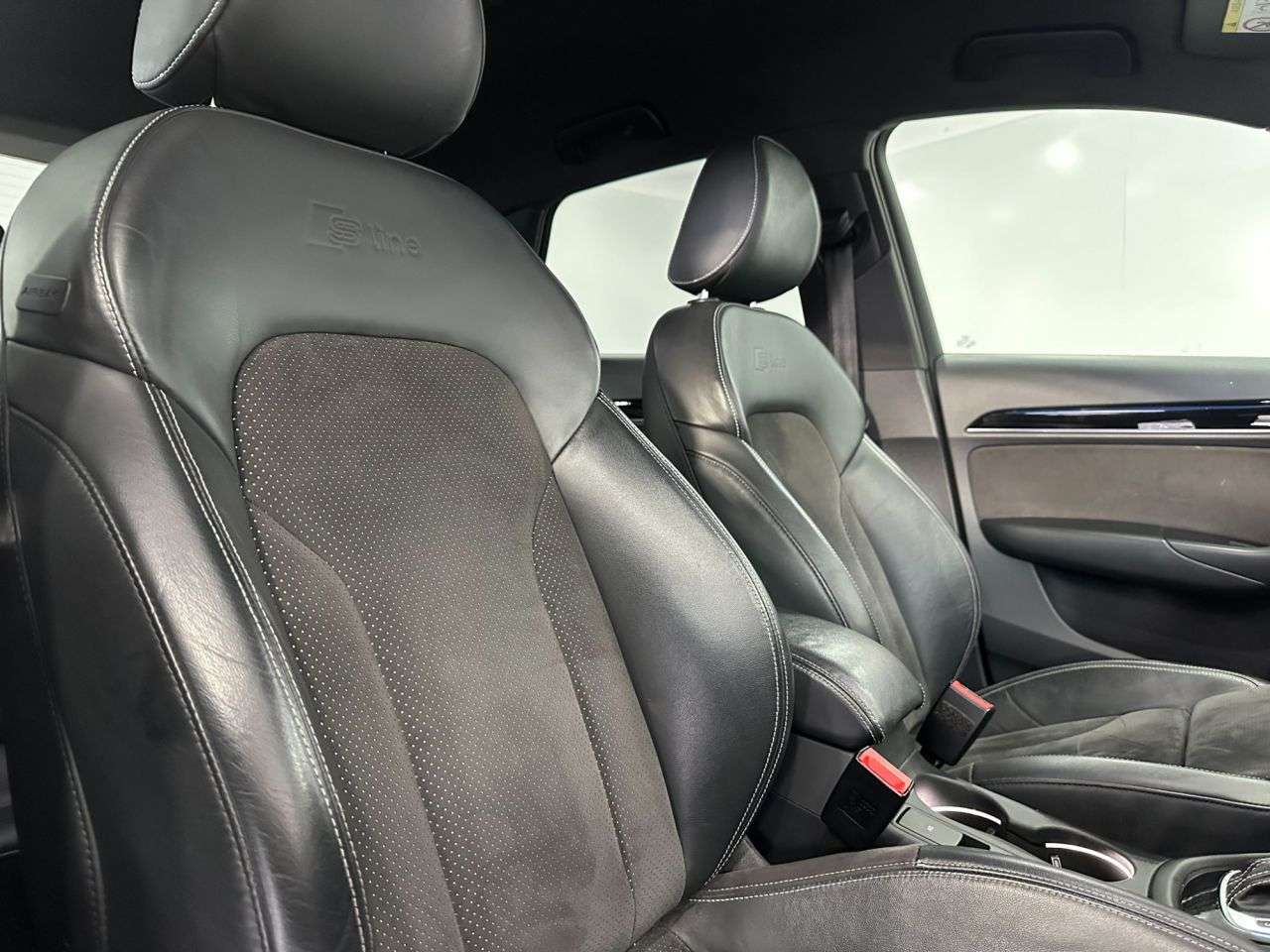 2018 AUDI Q3 2018 AUDI Q3