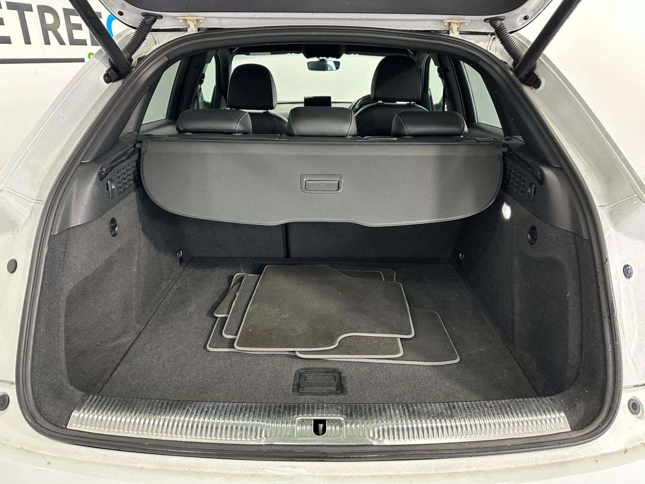 2018 AUDI Q3 2018 AUDI Q3