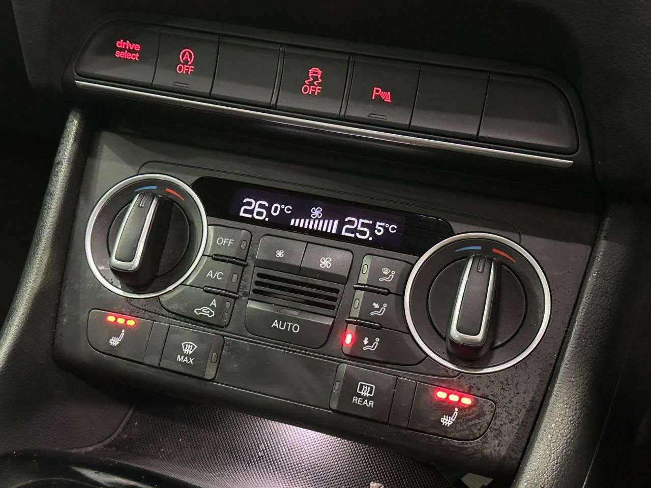 2018 AUDI Q3 2018 AUDI Q3