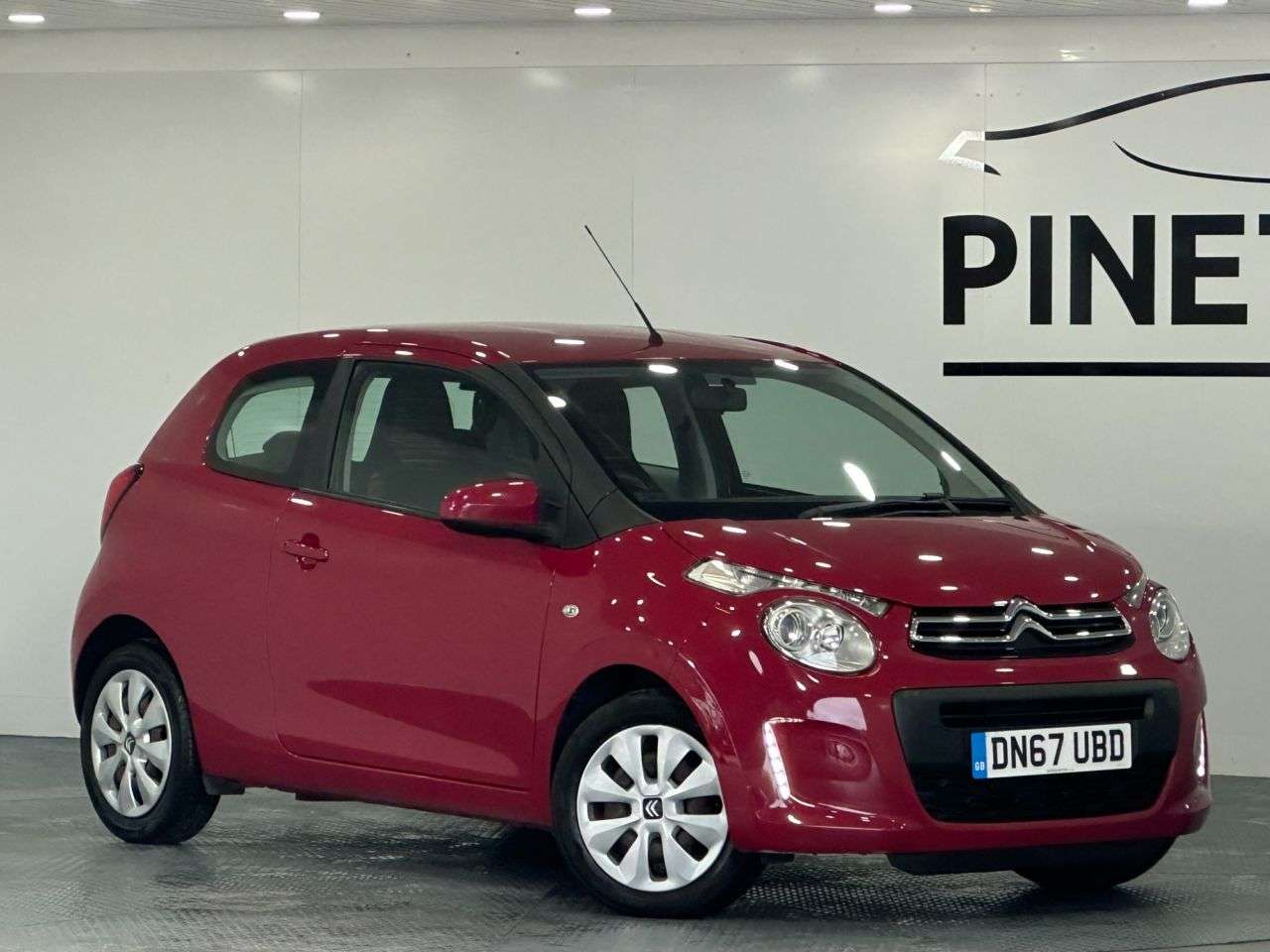 A 2017 CITROEN C1 1.0 VTi Feel Hatchback 3dr Petrol Manual Euro 6 (68 ps) A 2017 CITROEN C1 1.0 VTi Feel Hatchback 3dr Petrol Manual Euro 6 (68 ps)