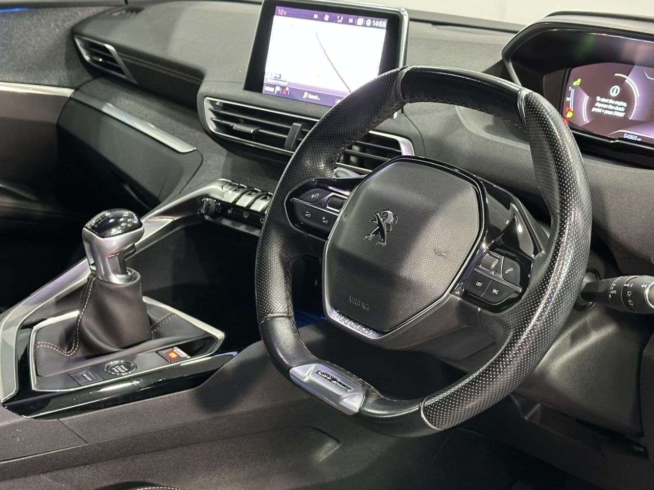 2019 PEUGEOT 3008 2019 PEUGEOT 3008