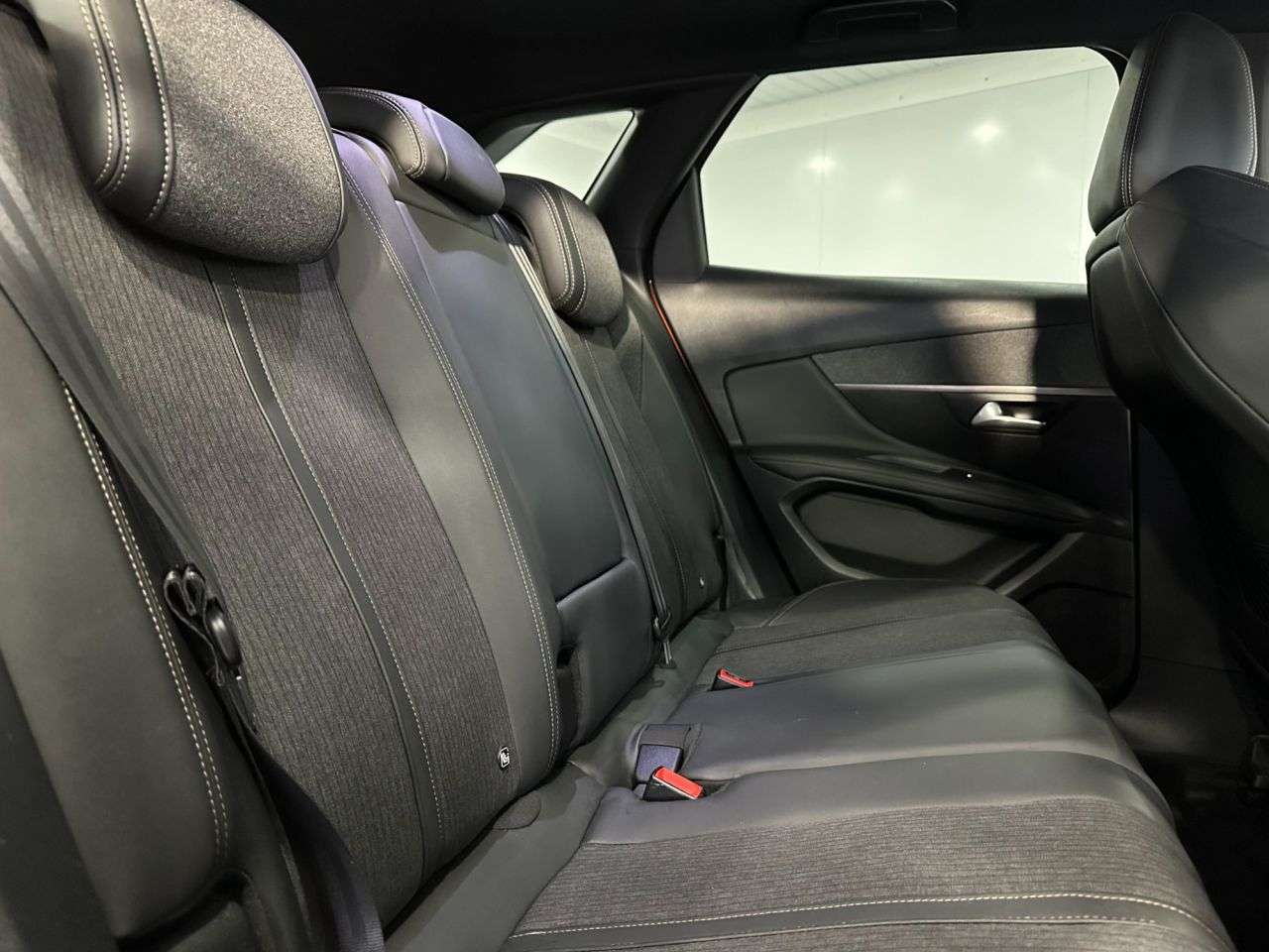 2019 PEUGEOT 3008 2019 PEUGEOT 3008