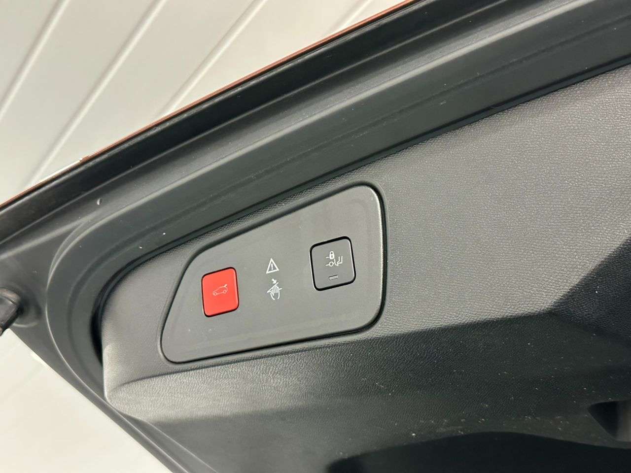 2019 PEUGEOT 3008 2019 PEUGEOT 3008