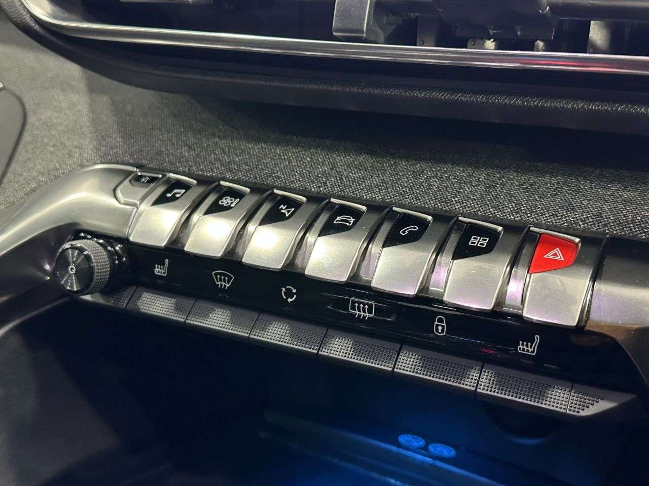 2019 PEUGEOT 3008 2019 PEUGEOT 3008