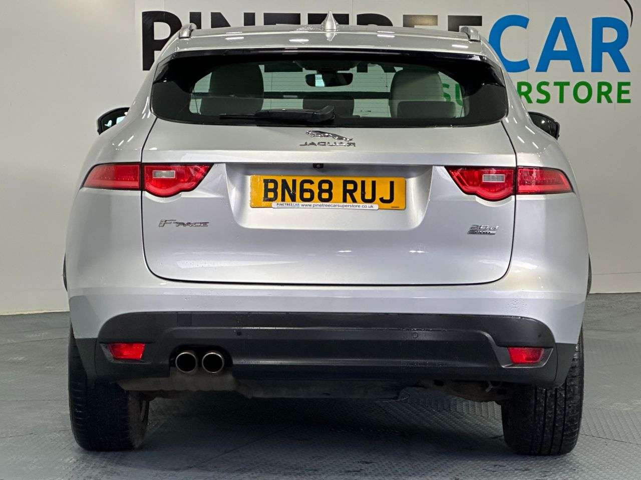 2018 JAGUAR F-PACE 2018 JAGUAR F-PACE