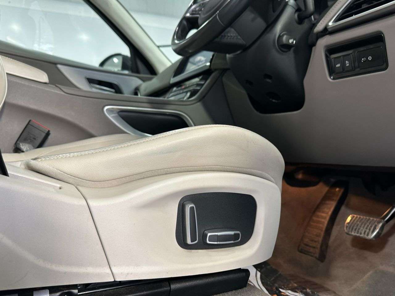 2018 JAGUAR F-PACE 2018 JAGUAR F-PACE