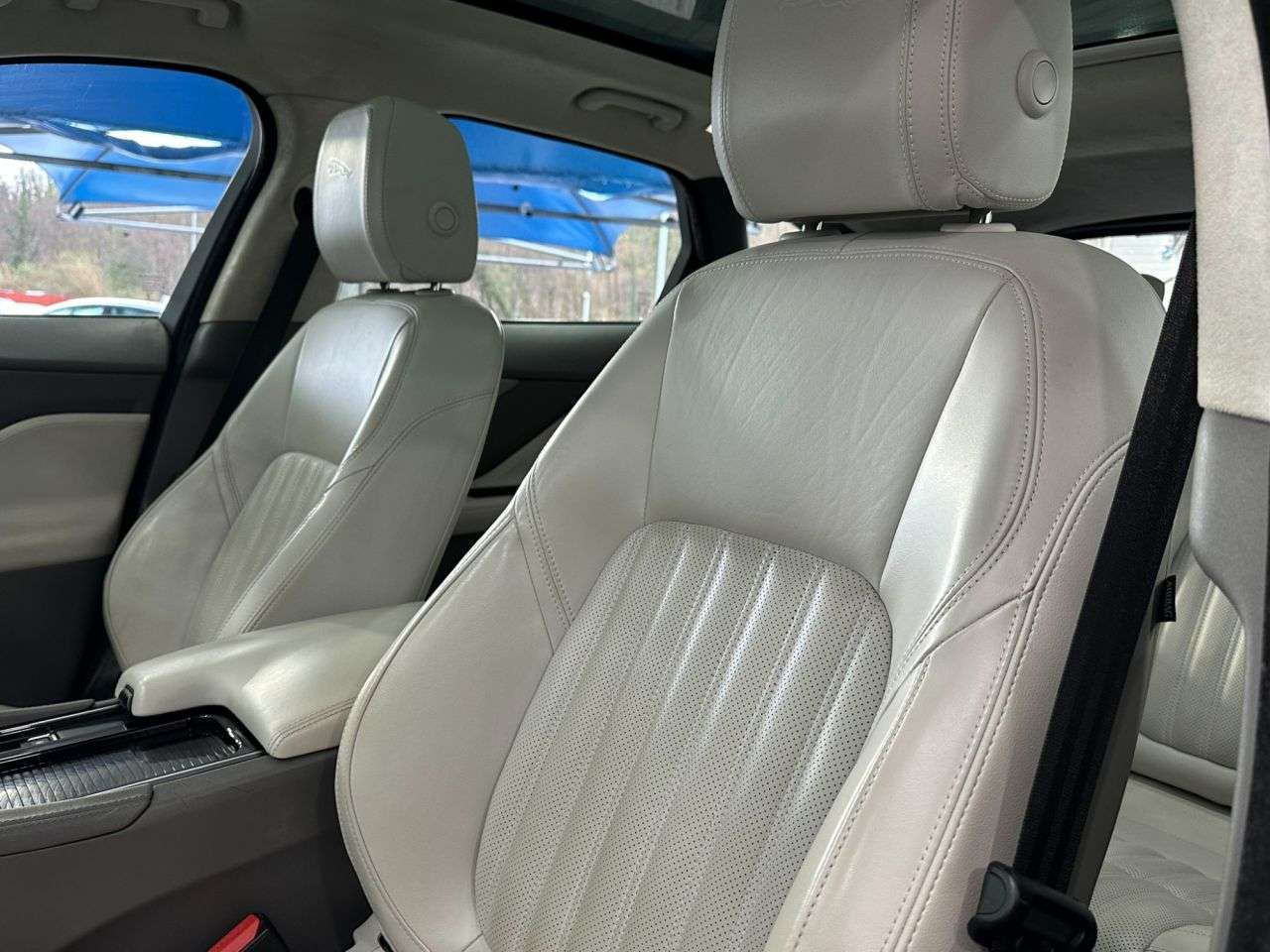 2018 JAGUAR F-PACE 2018 JAGUAR F-PACE
