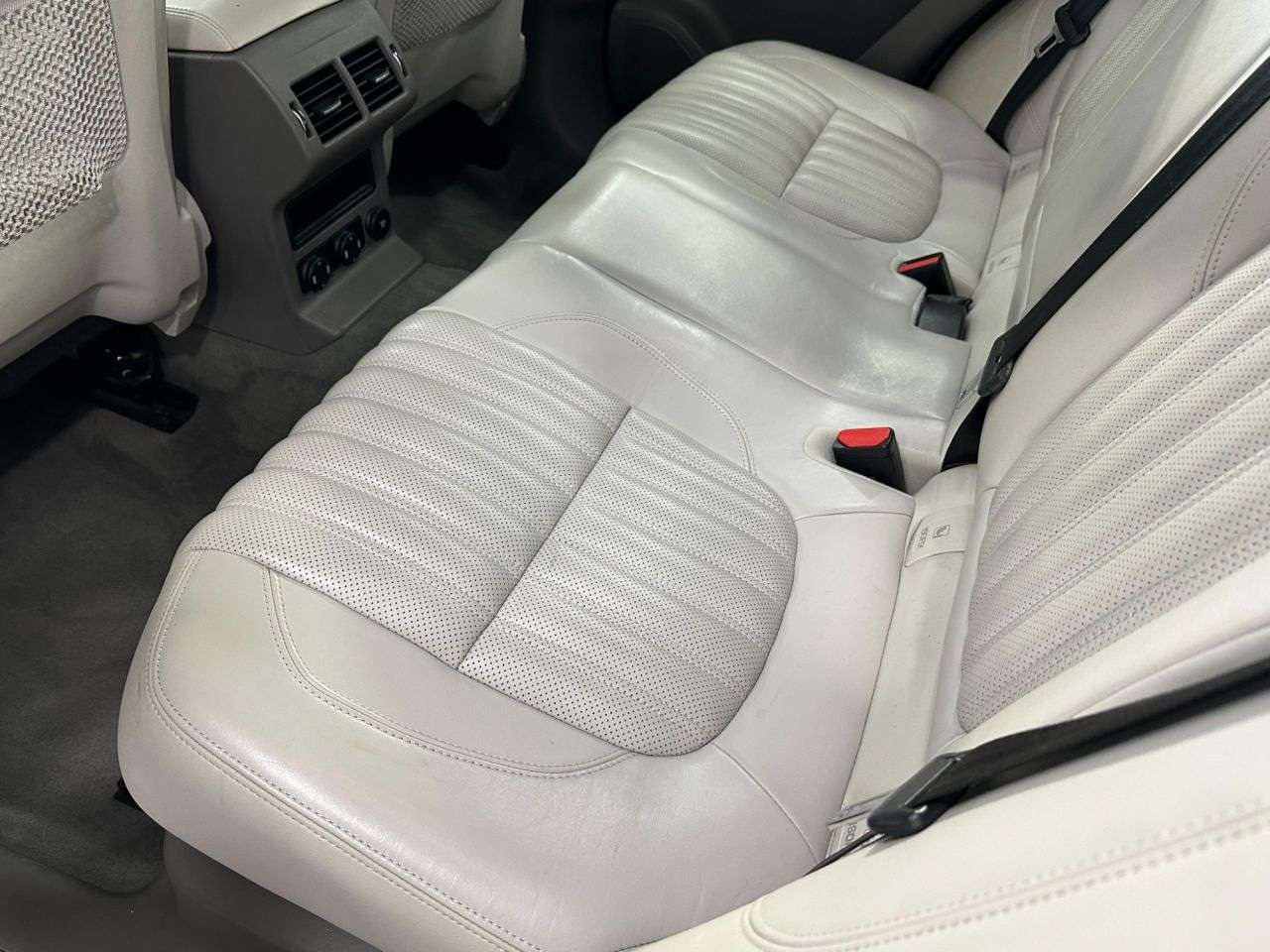 2018 JAGUAR F-PACE 2018 JAGUAR F-PACE