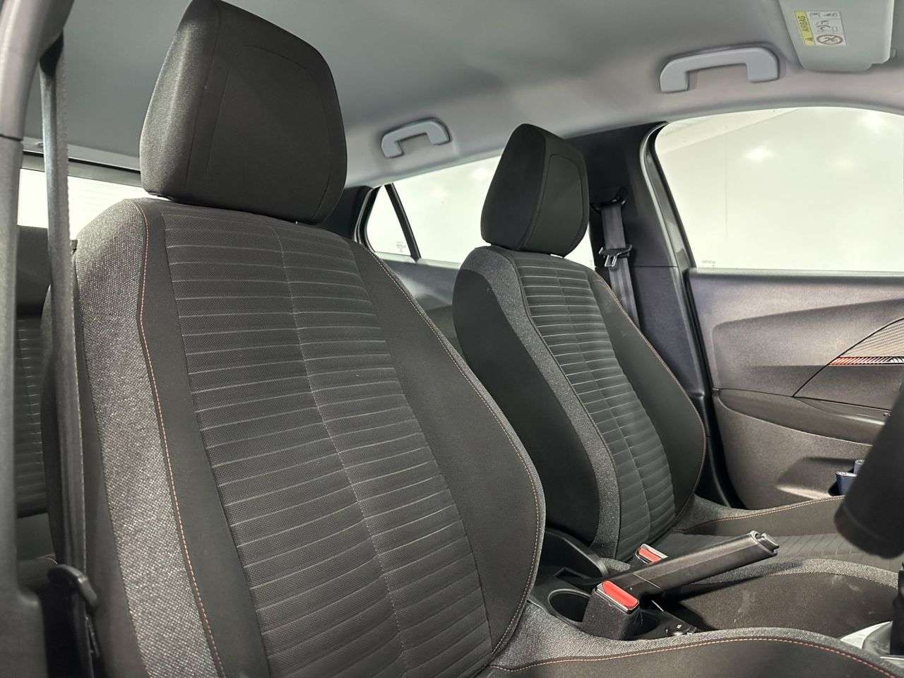 2021 PEUGEOT 2008 2021 PEUGEOT 2008