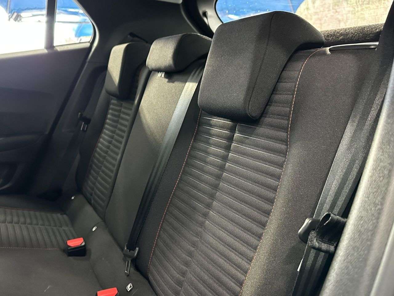 2021 PEUGEOT 2008 2021 PEUGEOT 2008