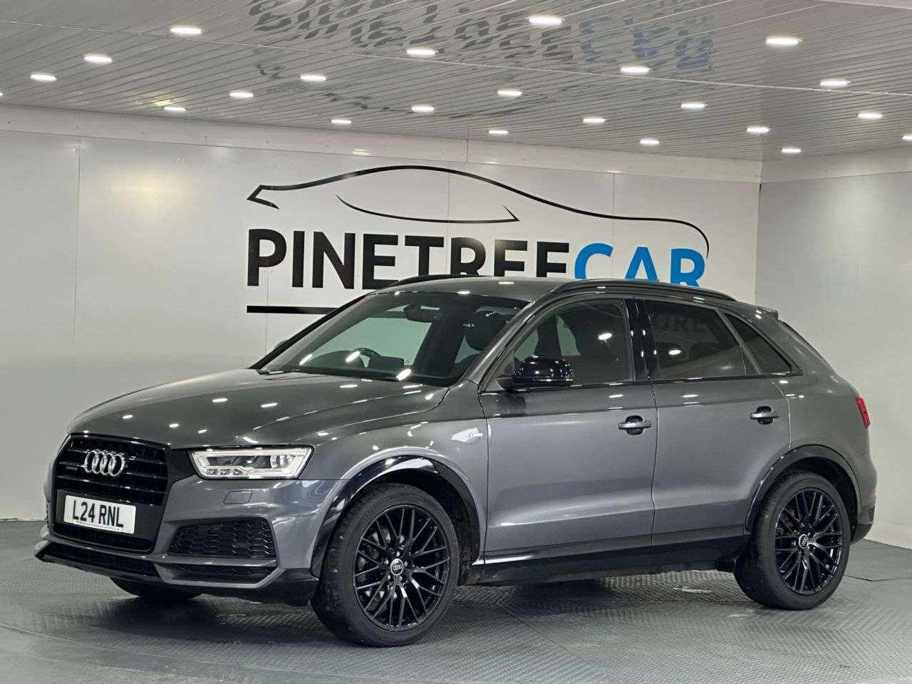 A 2017 AUDI Q3 2.0 TFSI Black Edition SUV 5dr Petrol S Tronic quattro Euro 6 (s/s) (180 ps A 2017 AUDI Q3 2.0 TFSI Black Edition SUV 5dr Petrol S Tronic quattro Euro 6 (s/s) (180 ps