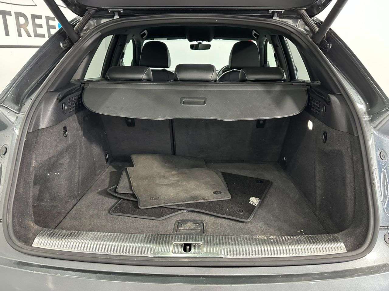 2017 AUDI Q3 2017 AUDI Q3
