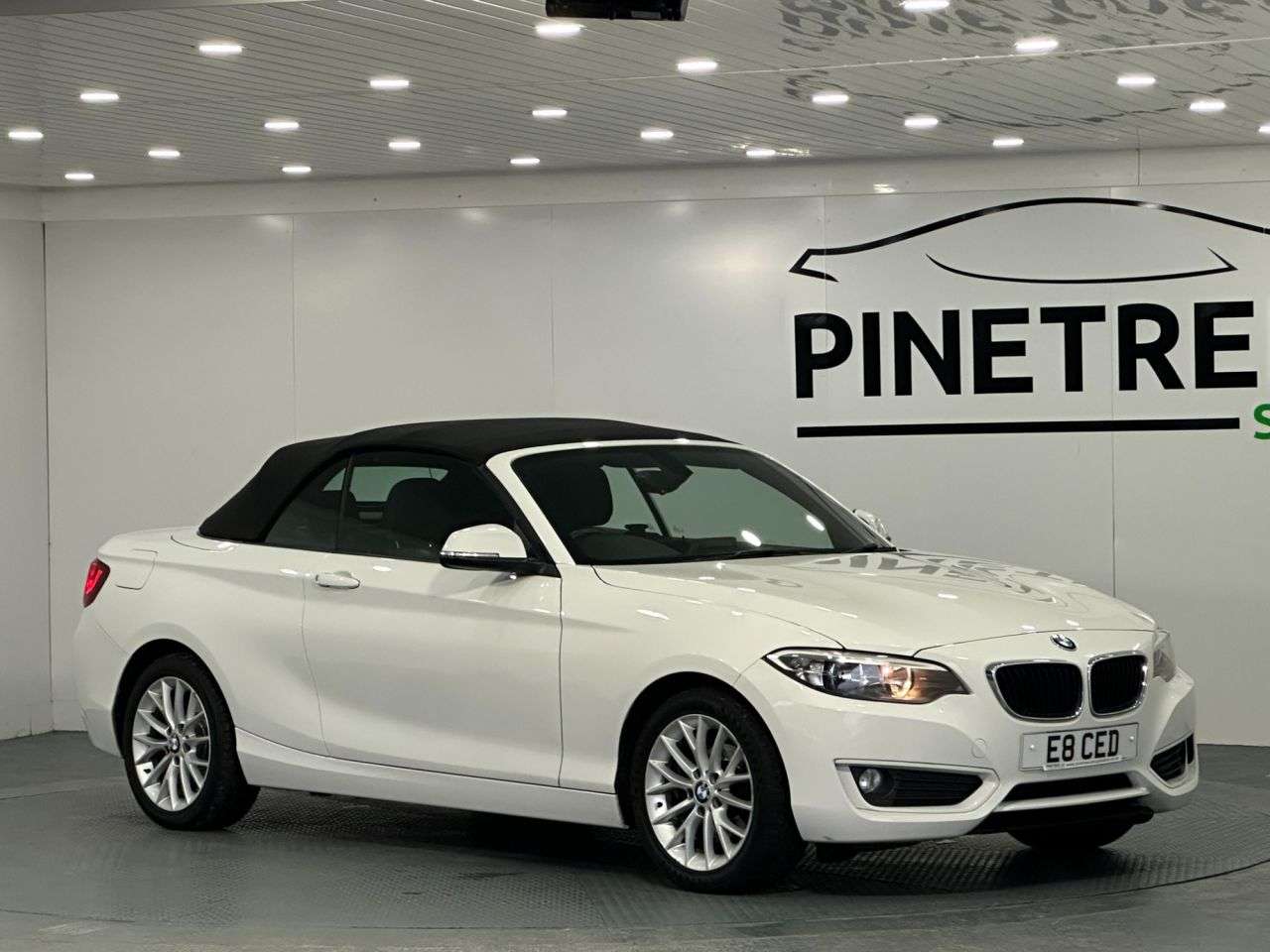 A 2015 BMW 2 SERIES 1.5 218i SE Convertible 2dr Petrol Manual Euro 6 (s/s) (136 ps) A 2015 BMW 2 SERIES 1.5 218i SE Convertible 2dr Petrol Manual Euro 6 (s/s) (136 ps)