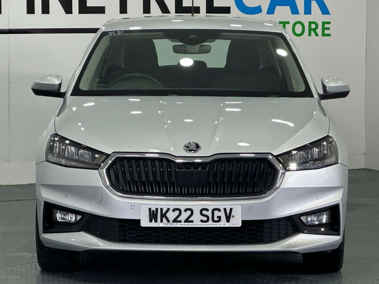 A 2022 SKODA FABIA 1.0 TSI SE L Hatchback 5dr Petrol Manual Euro 6 (s/s) (110 ps) A 2022 SKODA FABIA 1.0 TSI SE L Hatchback 5dr Petrol Manual Euro 6 (s/s) (110 ps)