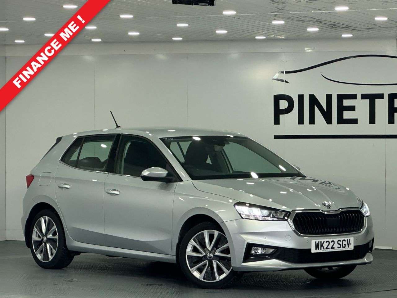 A 2022 SKODA FABIA 1.0 TSI SE L Hatchback 5dr Petrol Manual Euro 6 (s/s) (110 ps) A 2022 SKODA FABIA 1.0 TSI SE L Hatchback 5dr Petrol Manual Euro 6 (s/s) (110 ps)