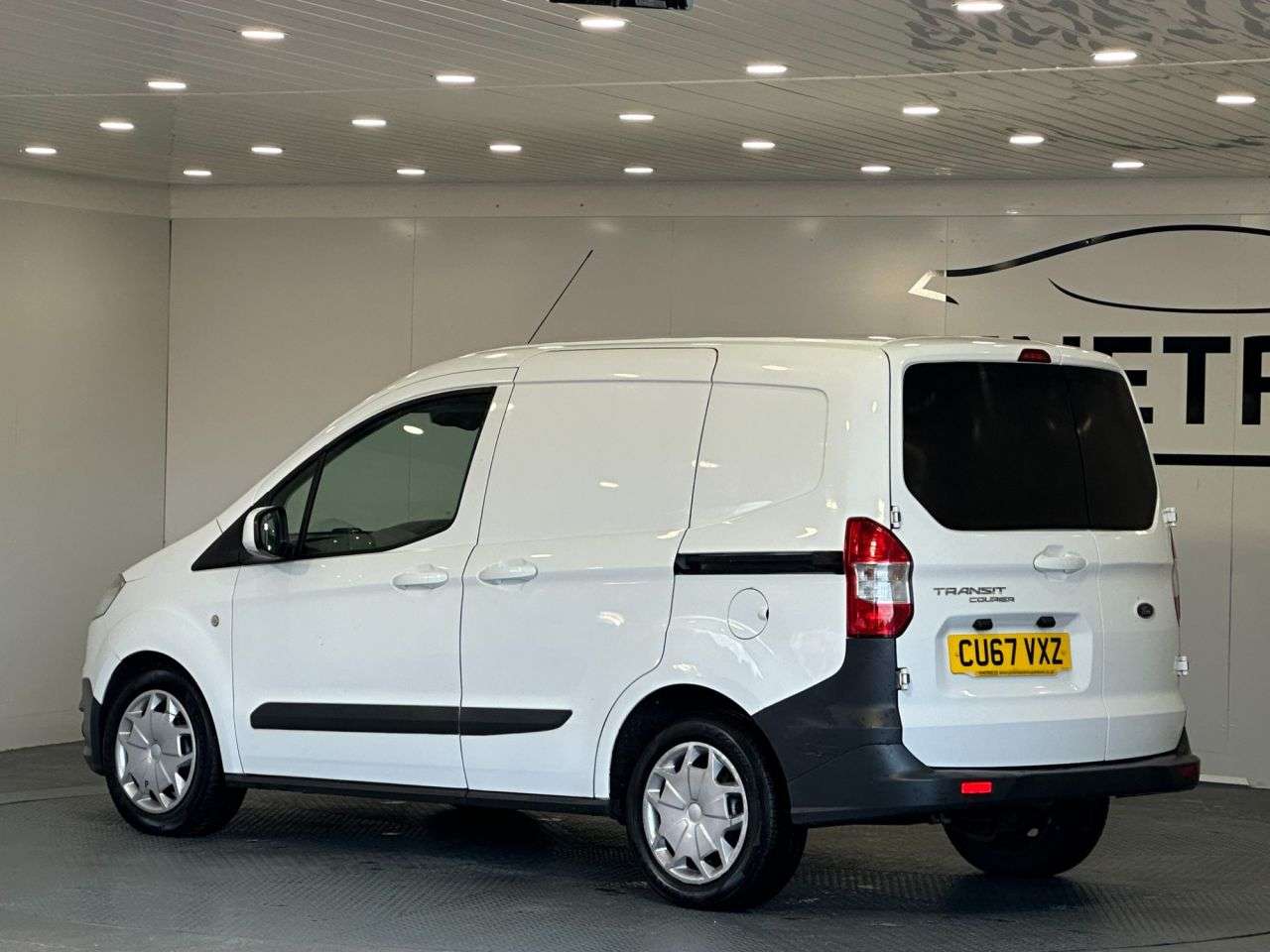 2017 FORD TRANSIT COURIER 2017 FORD TRANSIT COURIER