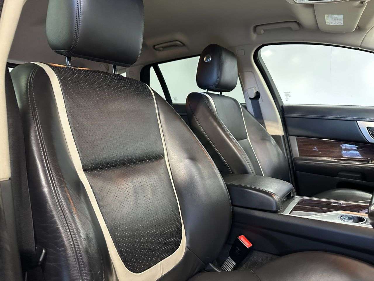 2015 JAGUAR XF 2015 JAGUAR XF
